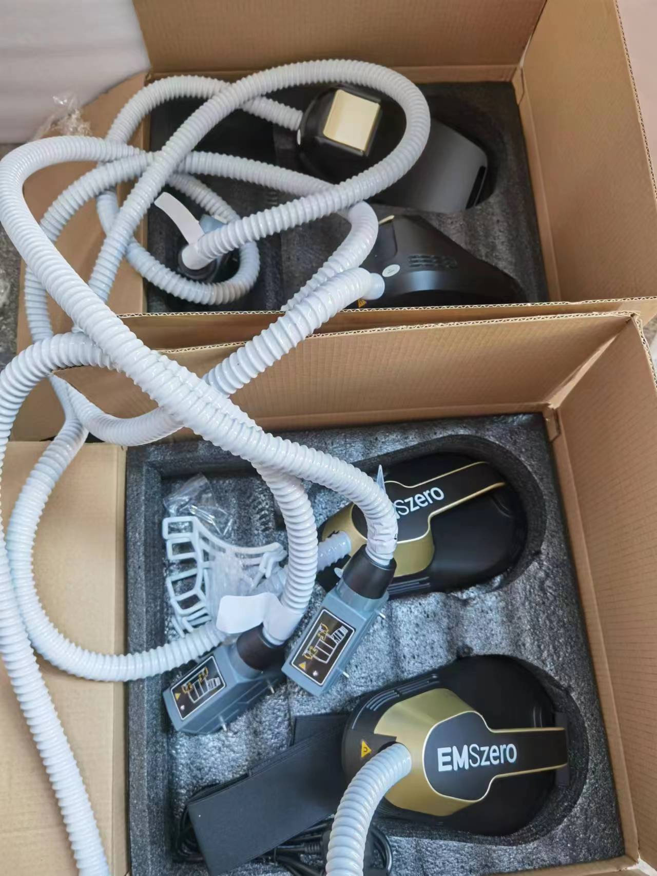 立式EMS 4手柄 - SMIO #159 - Professional EMS Body Sculpting equipment by SMIO