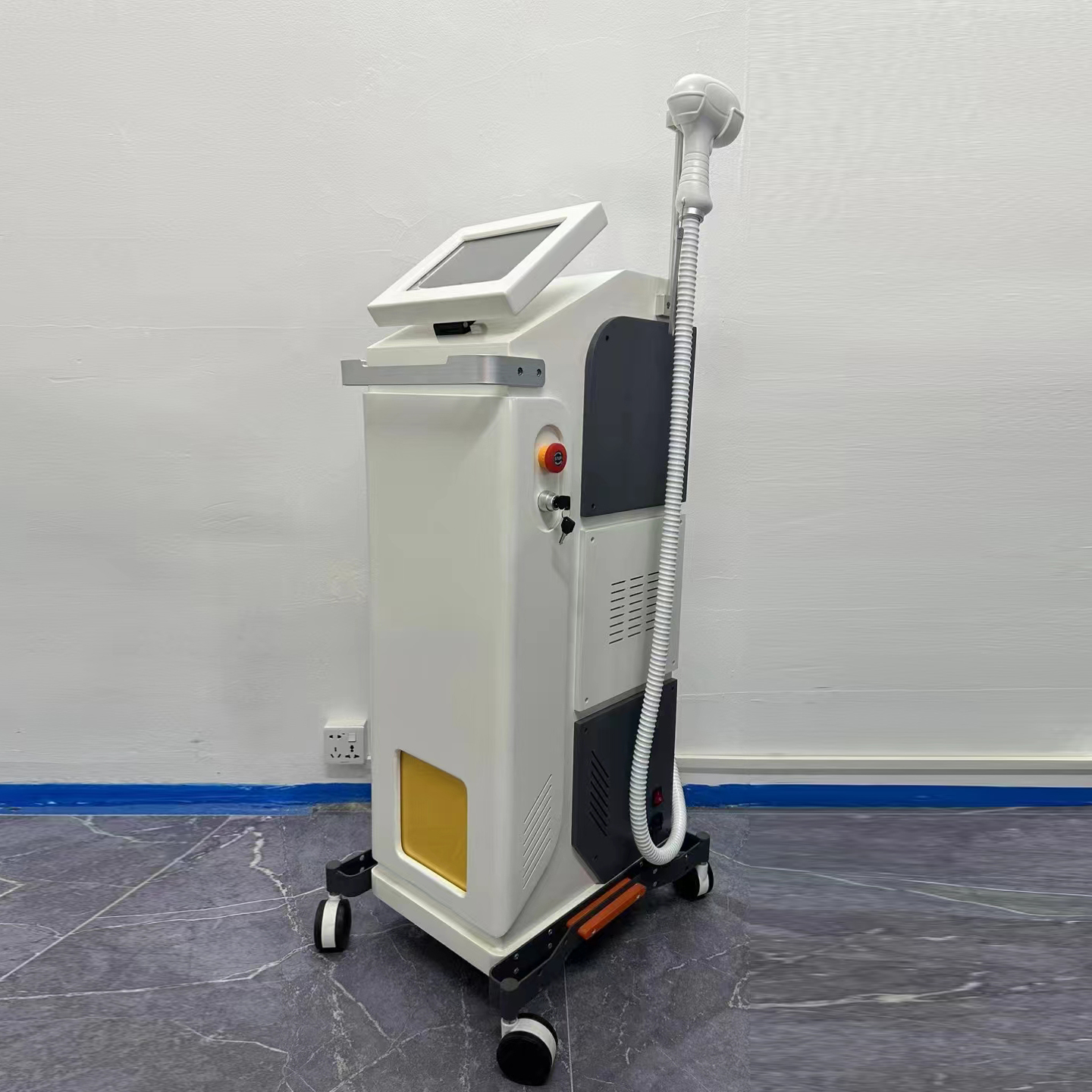 新款808 - SMIO #319 - Professional 808nm Diode Laser equipment by SMIO