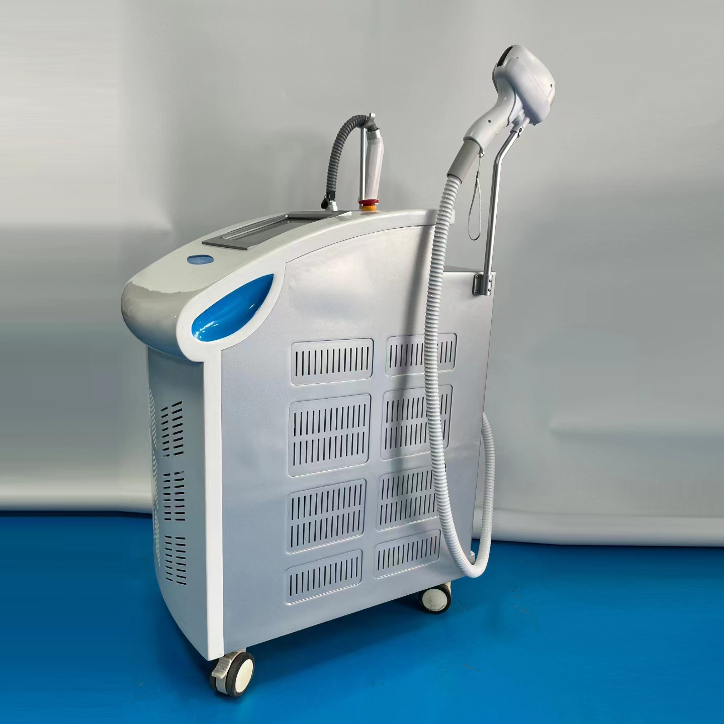 810+laser - SMIO #343 - Professional Picosecond / CO2 / Nd:YAG Laser equipment by SMIO