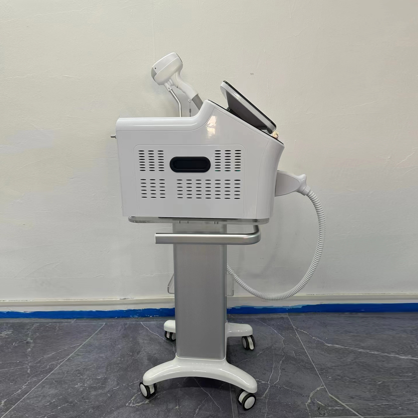 台式激光+810 - SMIO #348 - Professional Picosecond / CO2 / Nd:YAG Laser equipment by SMIO